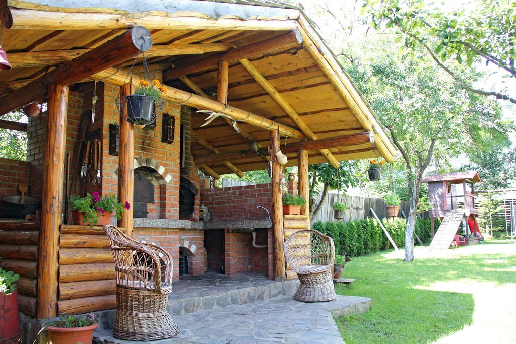 Sura Pietrei Craiului Hotel Zărneşti Exterior foto